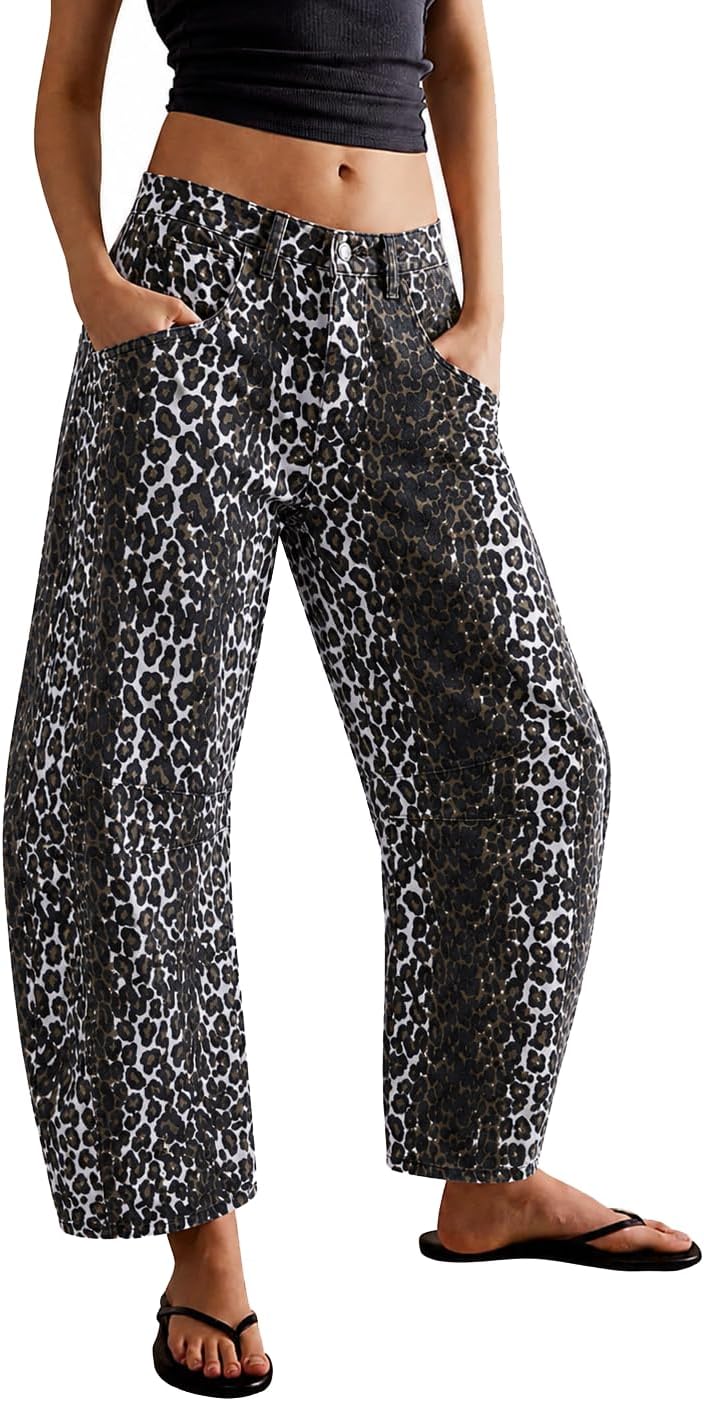 Women's Leopard Print Barrel Jeans - Cropped Baggy Denim with a Tapered Hem for Casual Y2k Outfits - Small