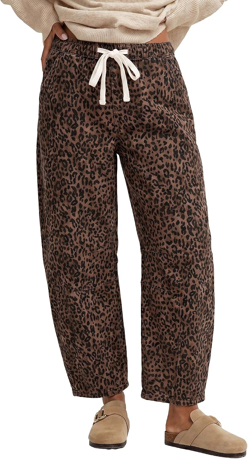 Women's Leopard Print Barrel Jeans - High Waisted Pull On Cropped Wide Leg Stretch Denim for Autumn - Small